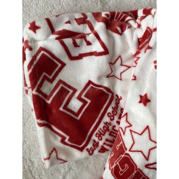 Disney High School Musical East High Wildcats Throw Blanket 50 X 70” White NEW - Picture 8 of 14